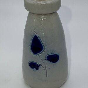 Vintage Williamsburg Pottery salt-glazed mini bud vase